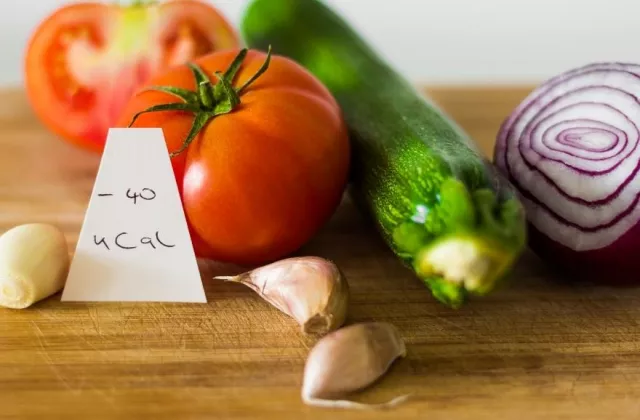 Conheça 15 alimentos com calorias negativas que fazem perder peso | Wiki da Saúde